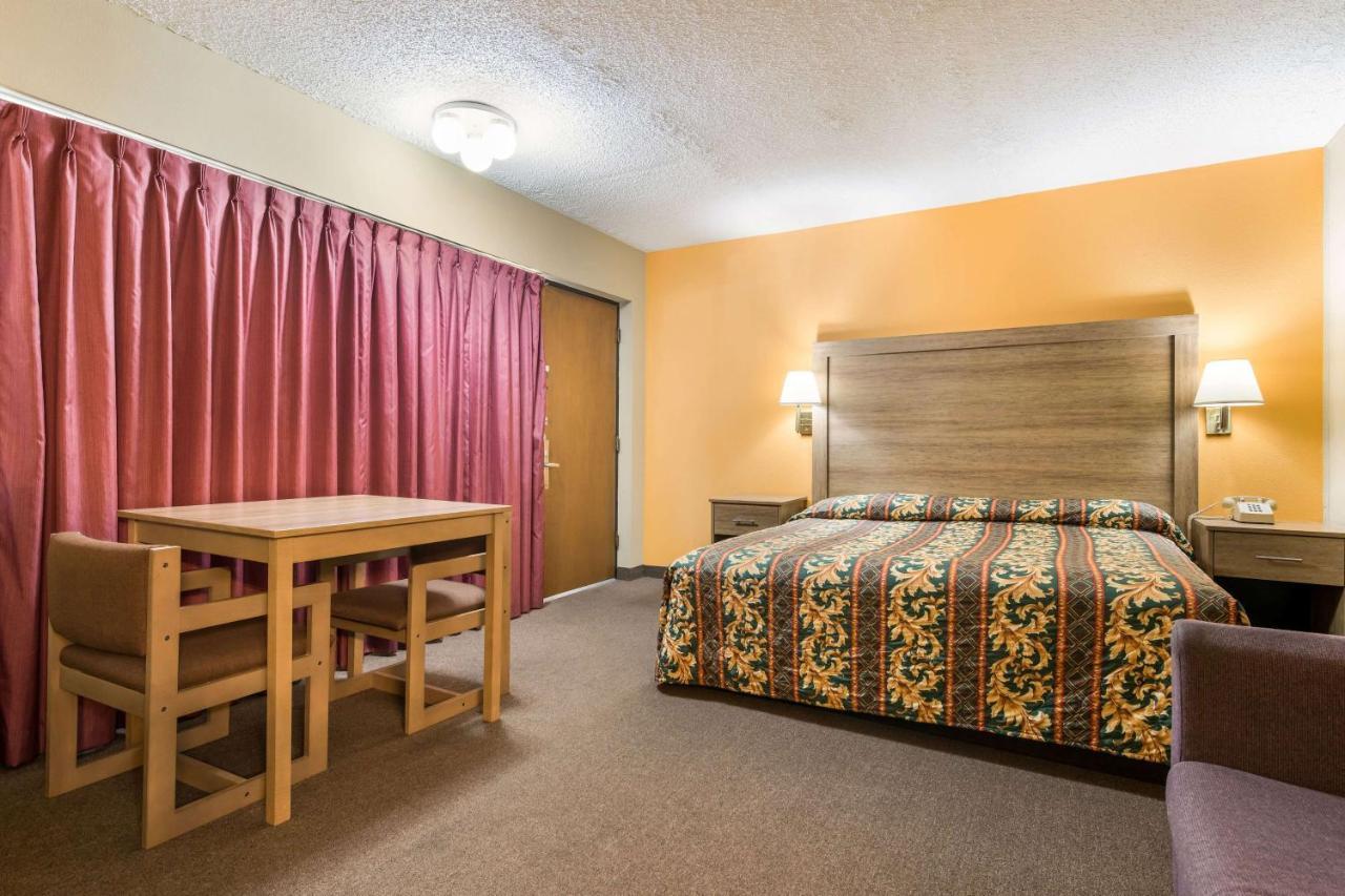 The Wander Hotel Gatlinburg Exterior photo