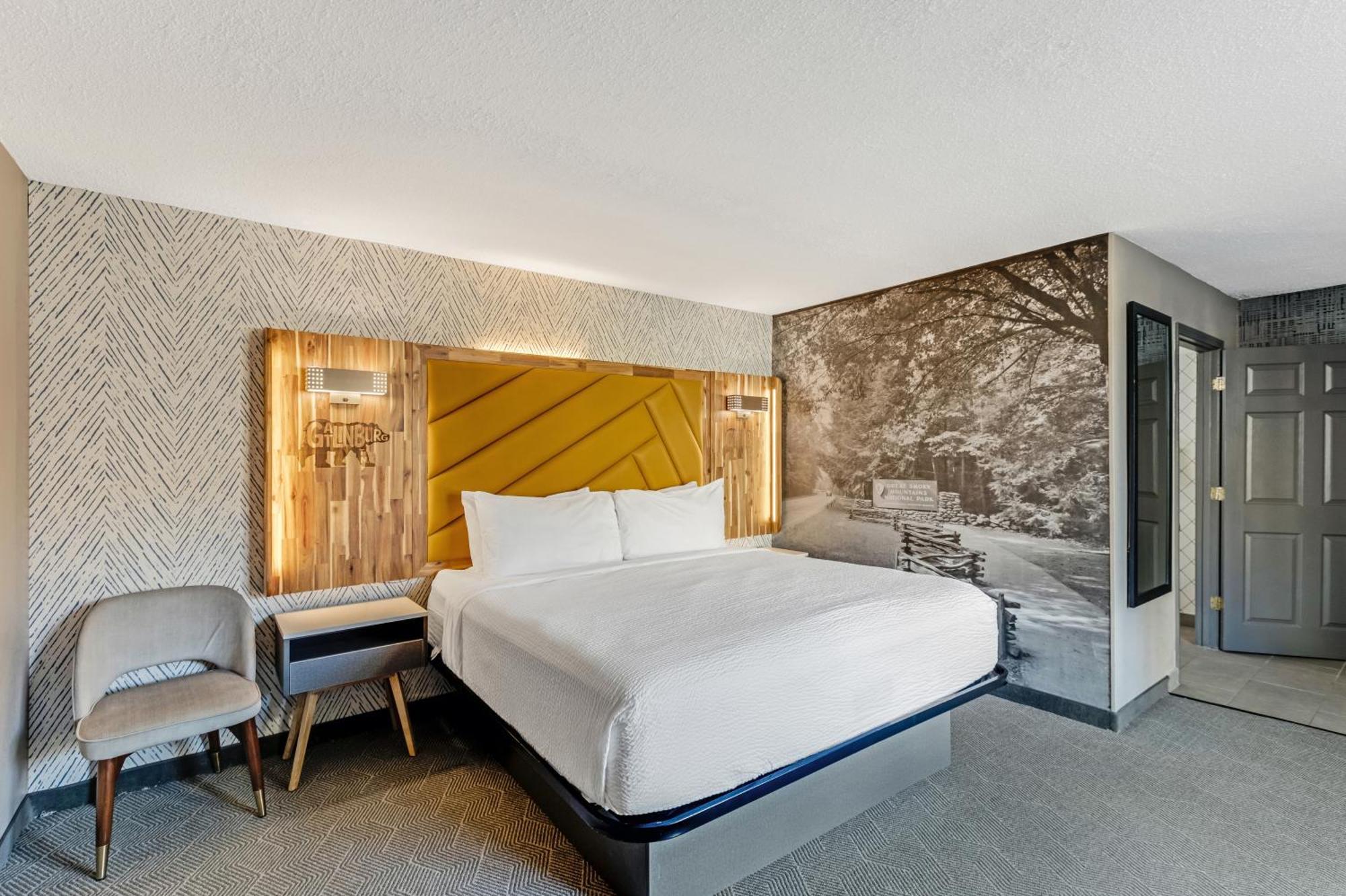 The Wander Hotel Gatlinburg Exterior photo