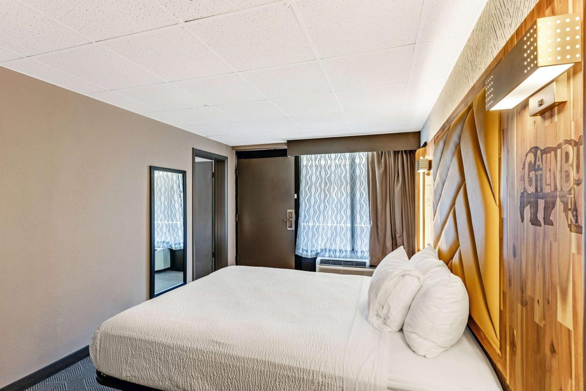 The Wander Hotel Gatlinburg Exterior photo